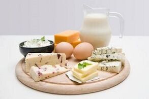 Vejce, nízkotučné mléčné výrobky a kysané mléčné výrobky pro proteinovou dietu